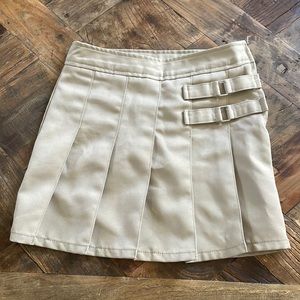 Girls pleated skirt size 6x